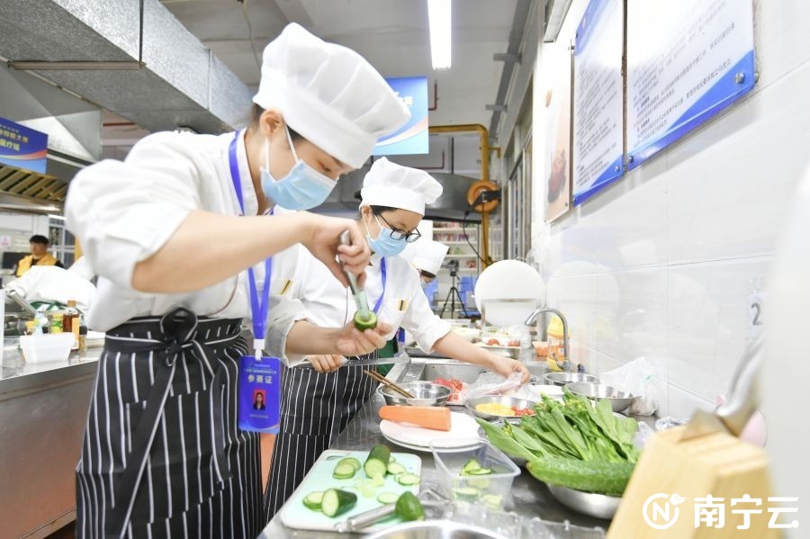 融入地方特色飲食文化，營養(yǎng)食譜設(shè)計(jì)再升級，廣西第三屆營養(yǎng)職業(yè)技能大賽圓滿落幕！  