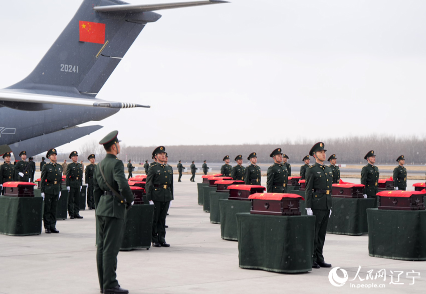 英雄回家｜風(fēng)雪英雄歸！第十批在韓中國人民志愿軍烈士遺骸返回祖國