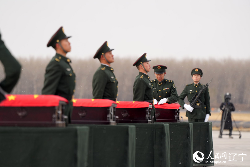 英雄回家｜風(fēng)雪英雄歸！第十批在韓中國人民志愿軍烈士遺骸返回祖國