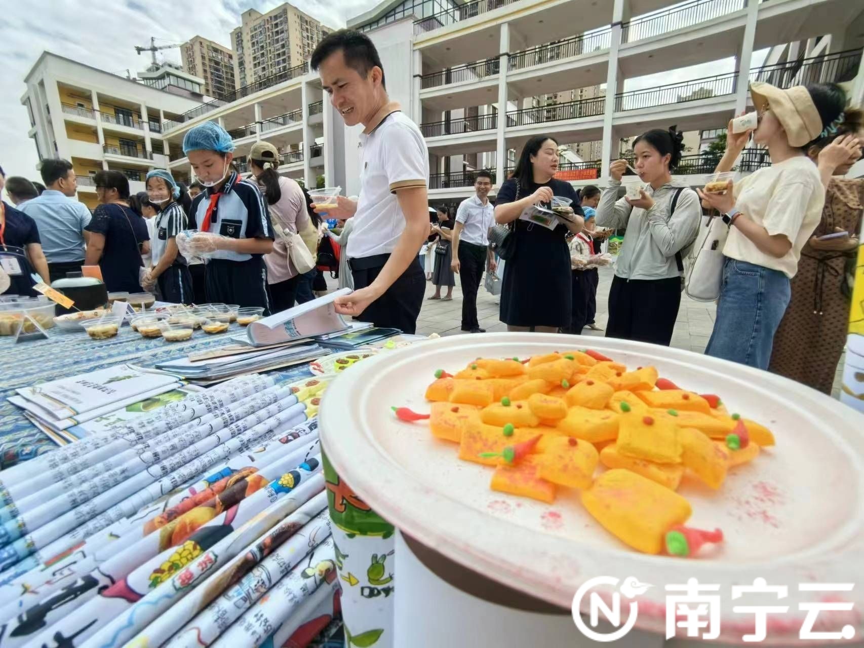 南寧市希望工程健康守護計劃“營養(yǎng)食育項目”走進江南小學華府校區(qū)