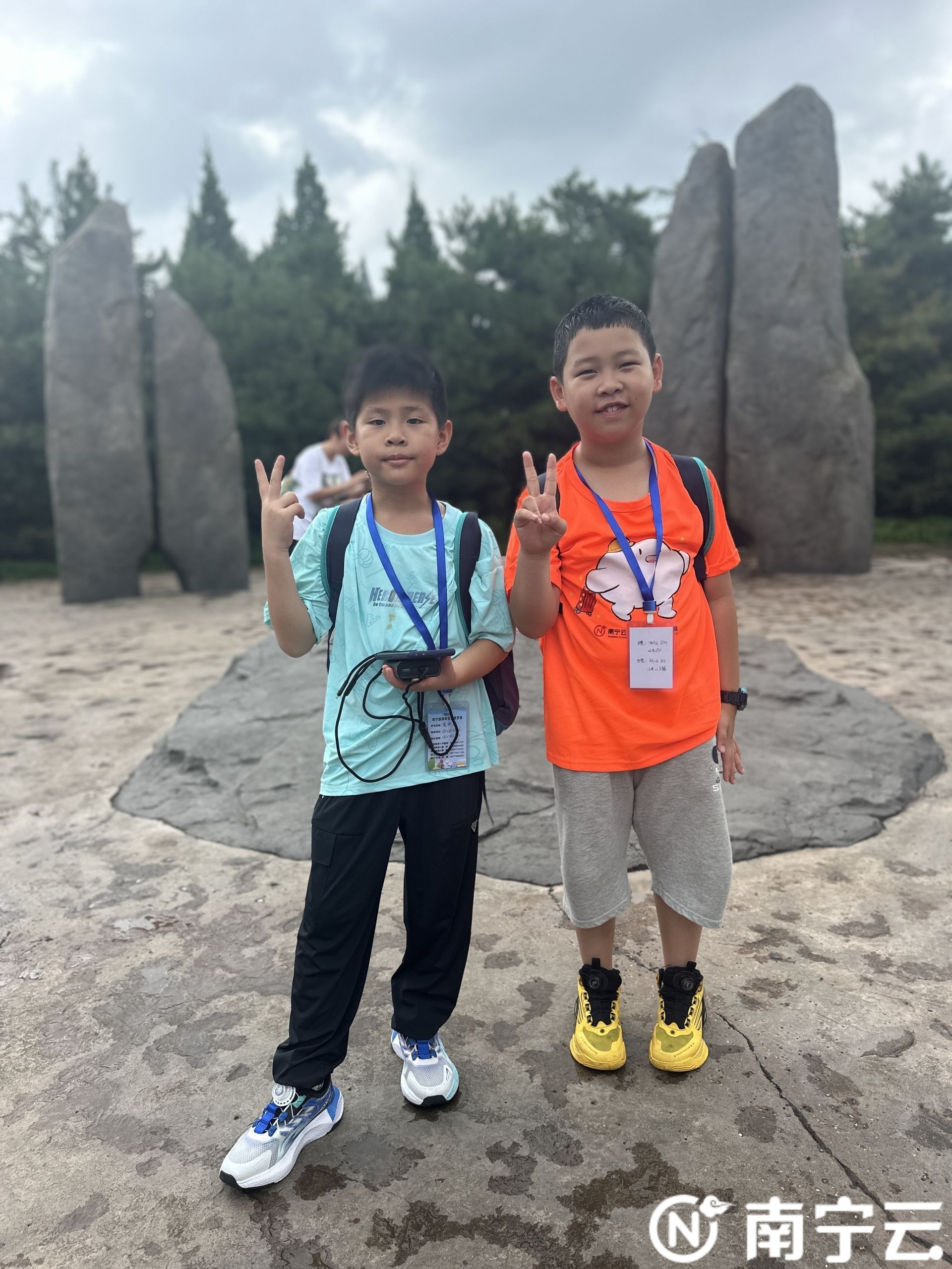 南宁新闻网北京夏令营：小营员玩转环球影城