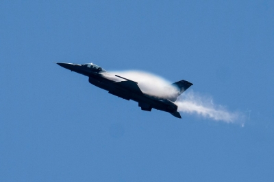 烏克蘭再求戰(zhàn)斗機(jī) 俄羅斯指美國借軍援延長沖突
