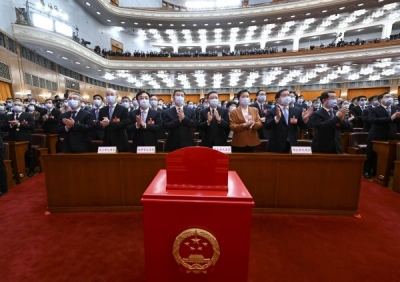境外媒體：中國(guó)兩會(huì)唱響高質(zhì)量發(fā)展強(qiáng)音