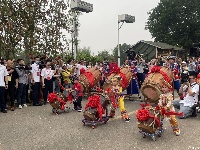 2023年“壯族三月三·八桂嘉年華”活動在南寧青秀山風(fēng)景區(qū)拉開帷幕
