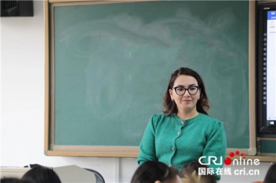 （遇見中國）中央民族大學烏茲別克斯坦籍專家吉莉：中國領導人高瞻遠矚 做出很多有利于世界發(fā)展的決策