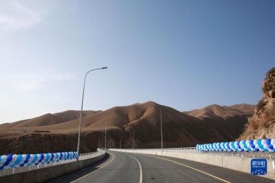 中國-中亞峰會丨吉爾吉斯斯坦新北南公路助力中亞國家與中國的經(jīng)貿(mào)合作
