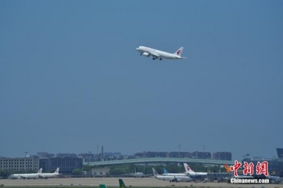 外媒熱議C919商業(yè)首飛：中國(guó)自力更生“里程碑”