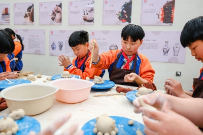 巴媒：“中國(guó)模式”成為推動(dòng)繁榮發(fā)展范例