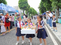 南寧市魯班路小學(xué)開展多彩活動(dòng)慶“六一”