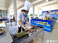 燒烤美食、老友粉制作大比拼！南寧市首屆鄉(xiāng)村振興暨邕城勞務(wù)品牌技能大賽火熱開賽