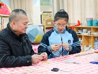 江南區(qū)：花燈手藝代代傳 非遺文化進校園  