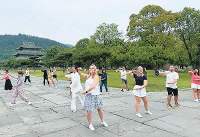 外國旅行商點贊中國之旅“在中國旅游，體驗很不錯”