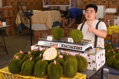 How ASEAN fruits efficiently, conveniently enter China