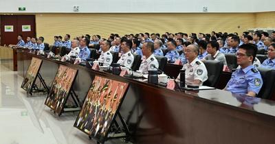 南寧市公安局組織集中觀看紀(jì)念中國人民抗日戰(zhàn)爭暨世界反法西斯戰(zhàn)爭勝利80周年大會
