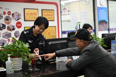 了不起的她丨警营“她力量”