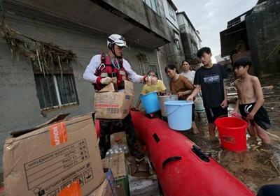 南宁市红十字会、南宁市红十字救援队在“7·6”特大暴雨灾害抢险救灾中获多方赞誉