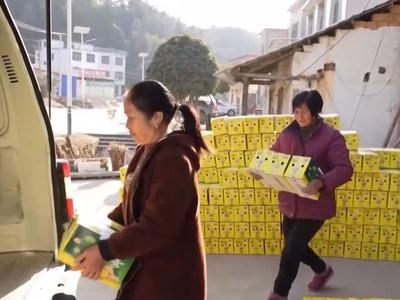 快递投递忙、新家领钥匙、车间再启动！受灾小镇这样焕新