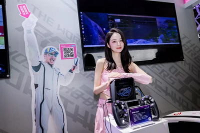ROG NUC引爆BW 2025！迷你机身掀桌搭二次元电竞风暴