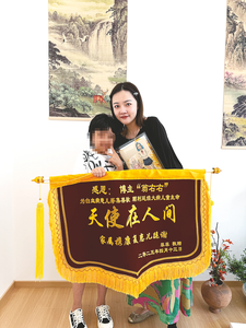 她用机械臂为残障群体“撑伞”——南宁姑娘翁忻怡的“破茧”故事登上央视