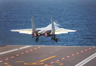 中国海军三型舰载机在福建舰成功完成起降训练