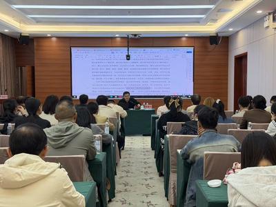 2025年南宁文学院文学培训暨《红豆》杂志改稿班开班