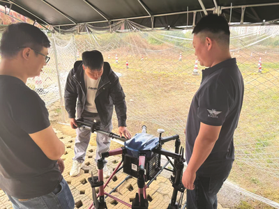 微实事惠民生｜从架子工到“飞手” 低空赛道启新程