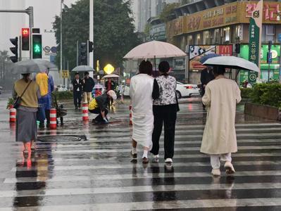 南宁开启“湿冷”模式  降温7℃至9℃